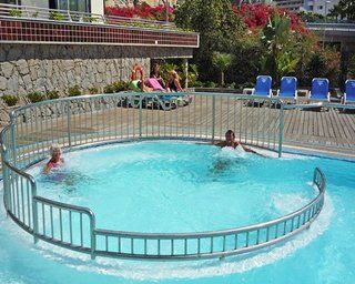 Hotel Holiday Club Amadores Beach Club 4*